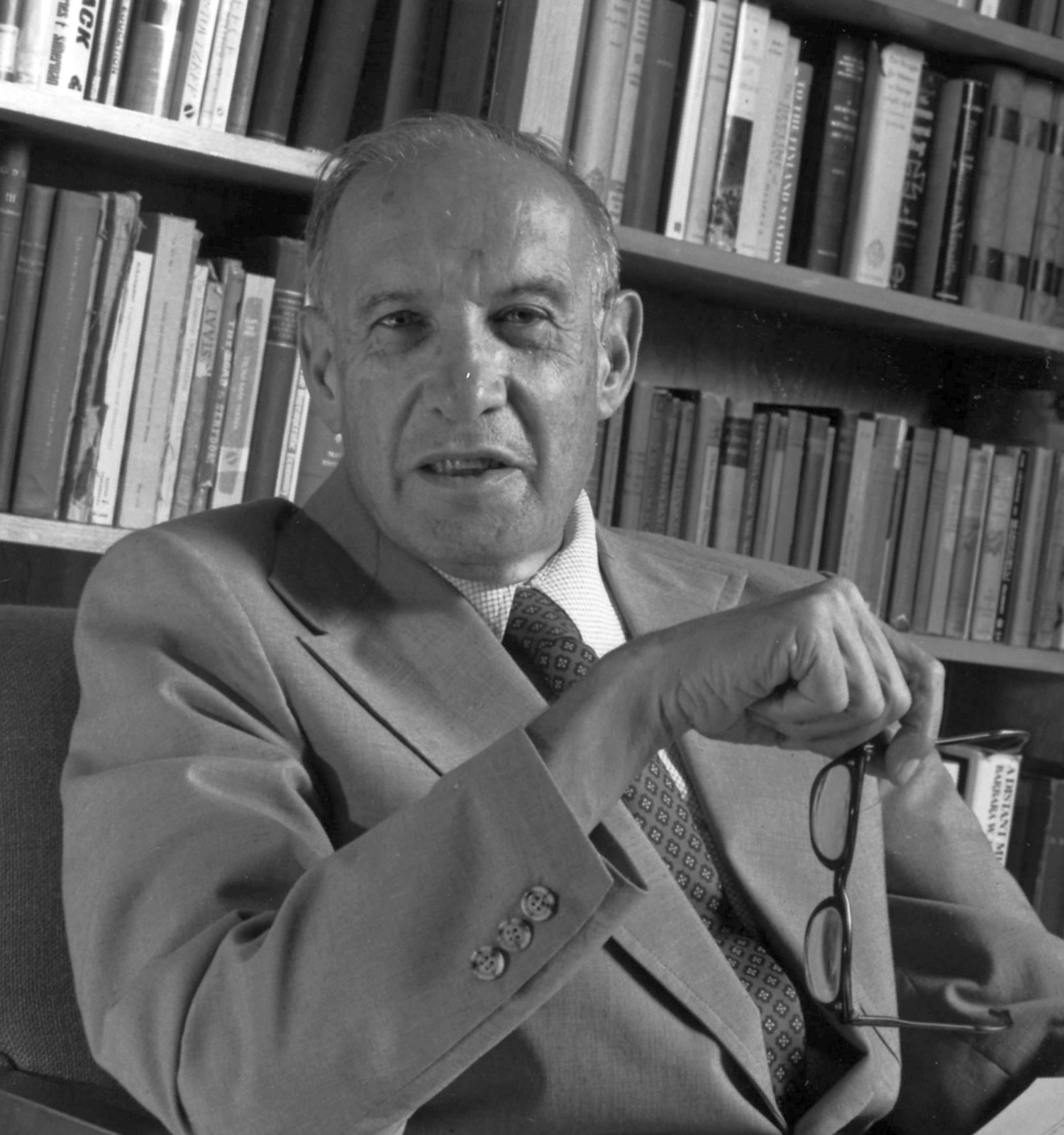 Peter Drucker: the knowledge worker cannot be supervised