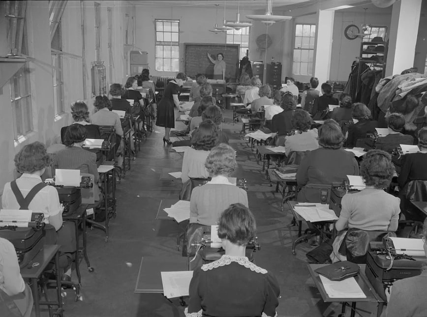 Training classroom for typists and stenographers at the War Production Board in Washington, 1942